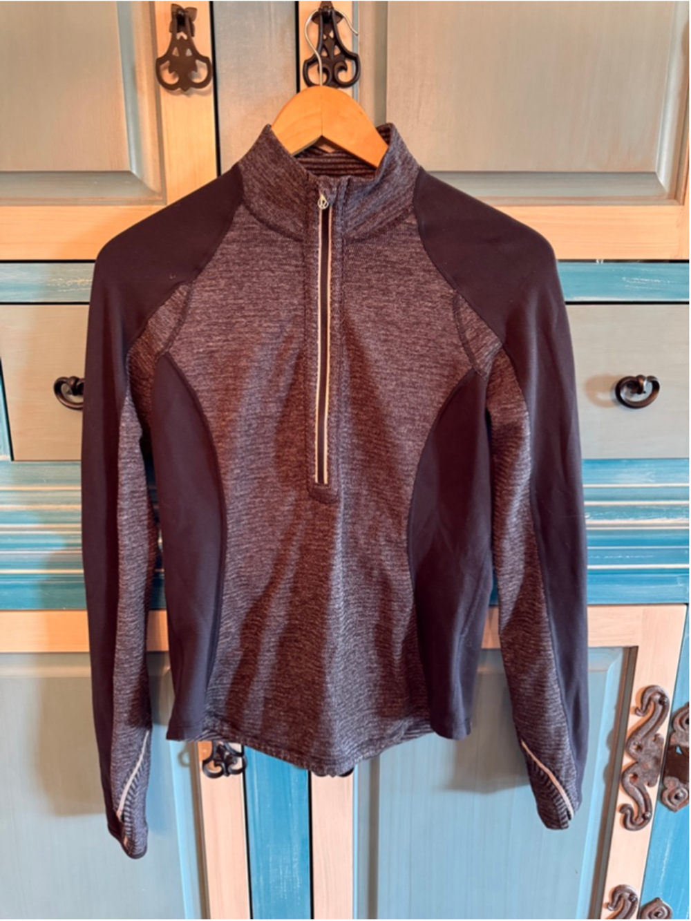 Women's Lululemon Run U-Turn Half Zip Gray Black Long Sleeve Tee S